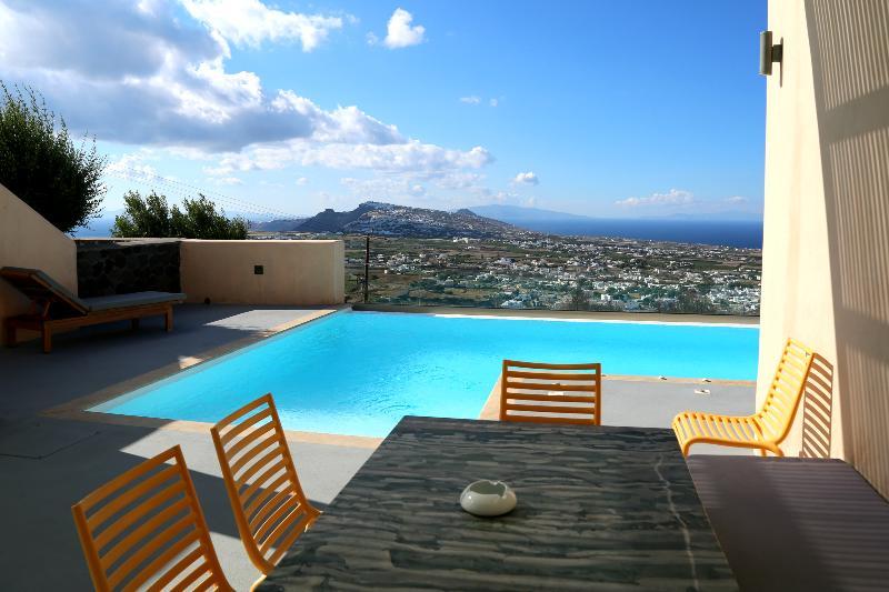 Pýrgos North Santorini A Luxury Spa Hotel מראה חיצוני תמונה